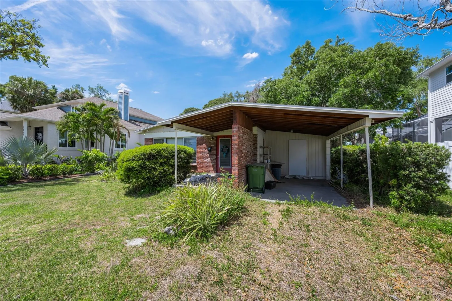 2305 S Occident Street Tampa FL 33629