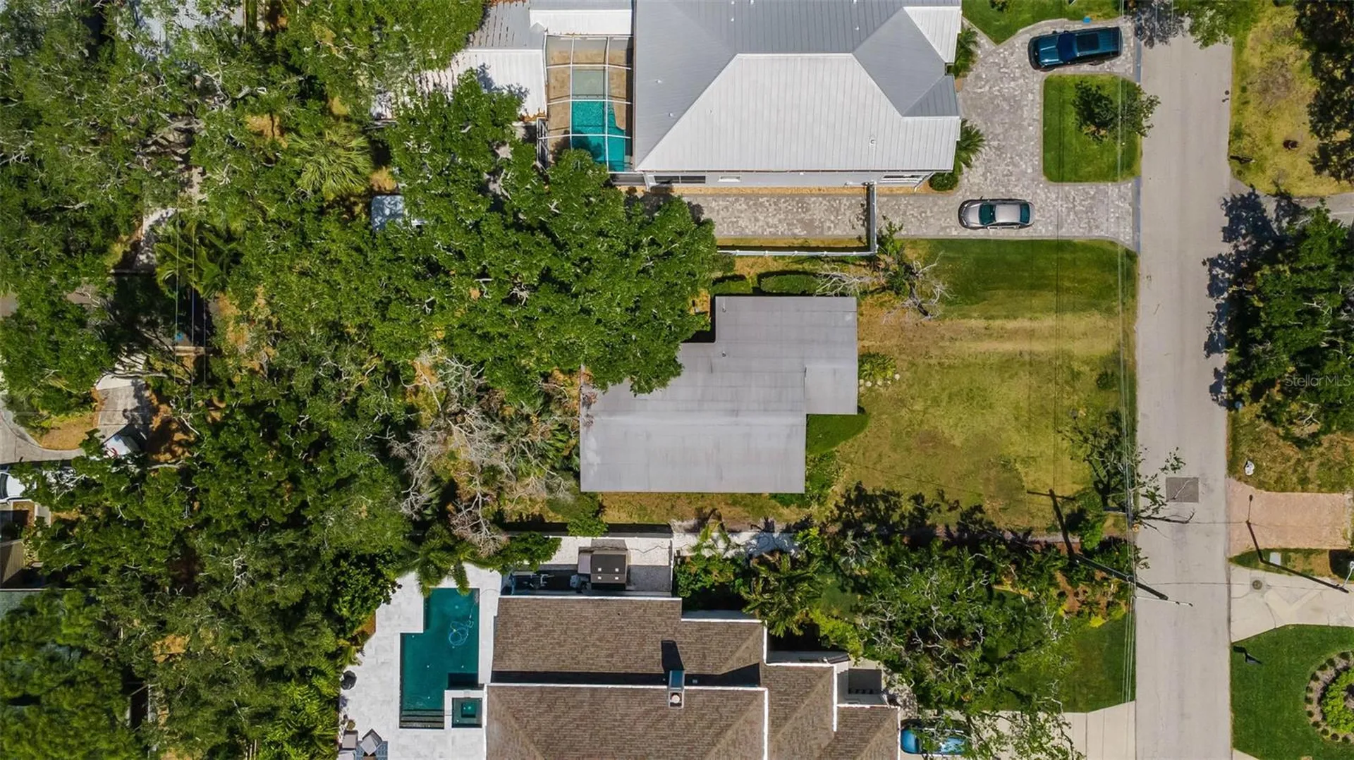 2305 S Occident Street Tampa FL 33629
