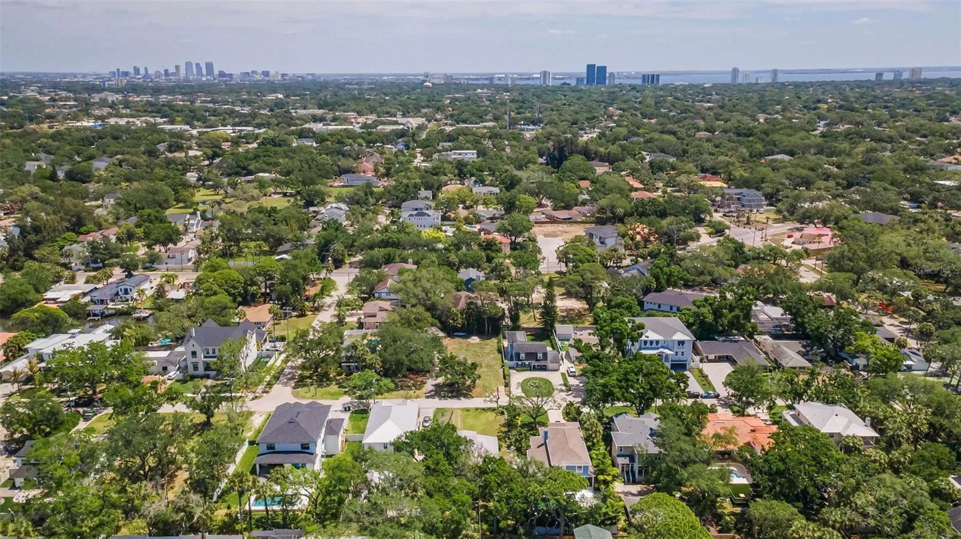 2305 S Occident Street Tampa FL 33629