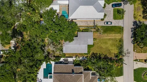 2305 S Occident Street Tampa FL 33629