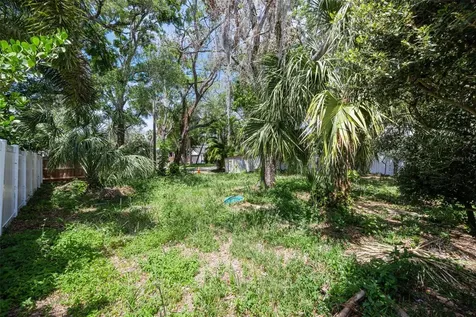 2305 S Occident Street Tampa FL 33629