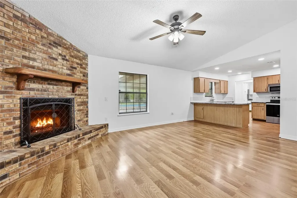 4803 W State Road 238 Lake Butler FL 32054