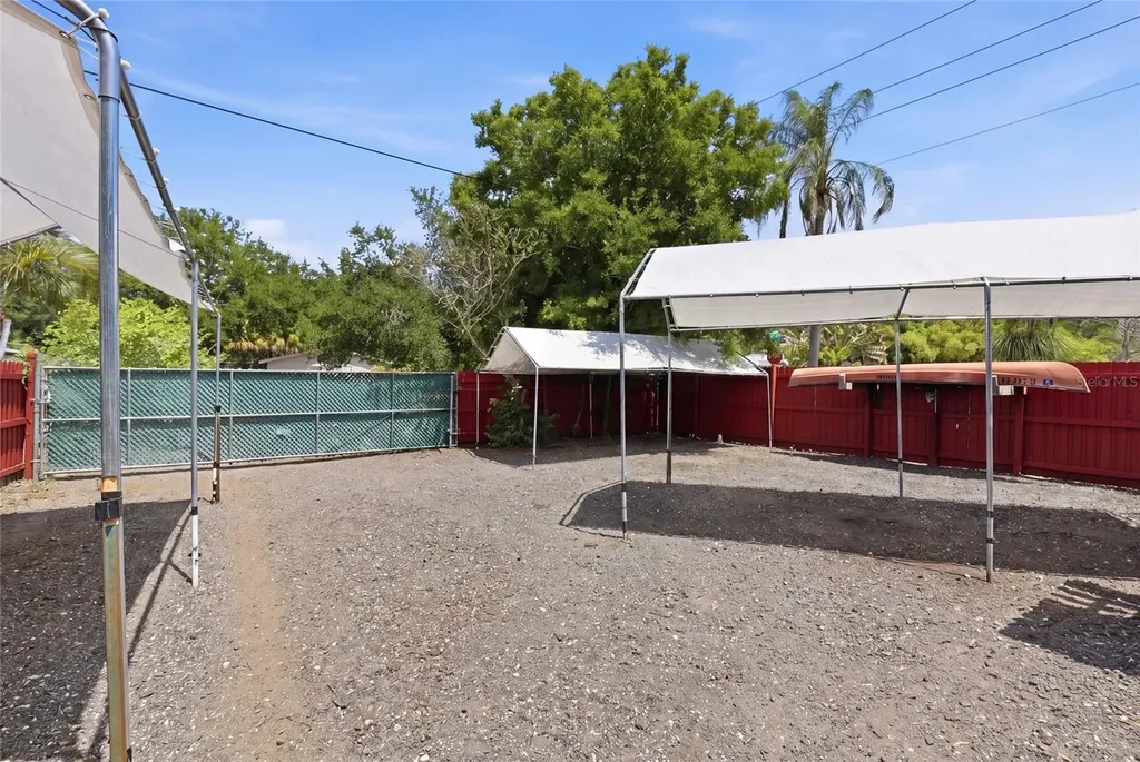 3825 Old Bradenton Road Sarasota FL 34234