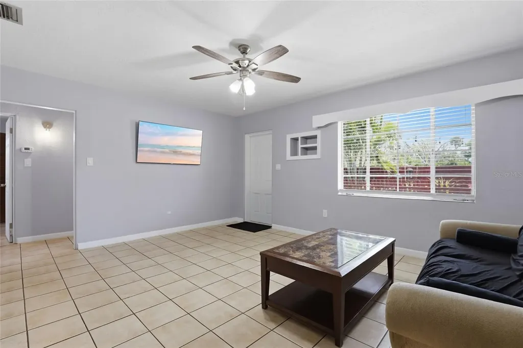 3825 Old Bradenton Road Sarasota FL 34234