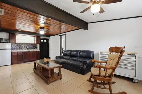 3825 Old Bradenton Road Sarasota FL 34234