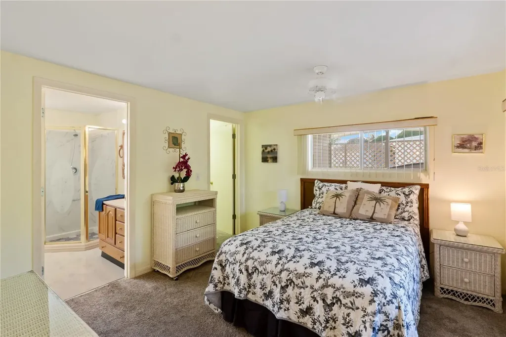 1306 Debra Drive The Villages FL 32159