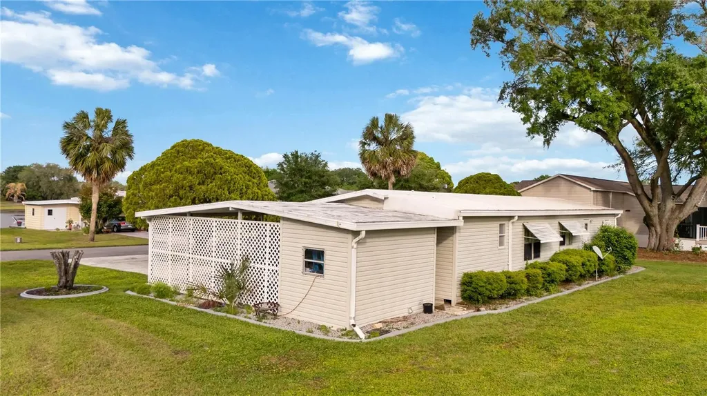 1306 Debra Drive The Villages FL 32159