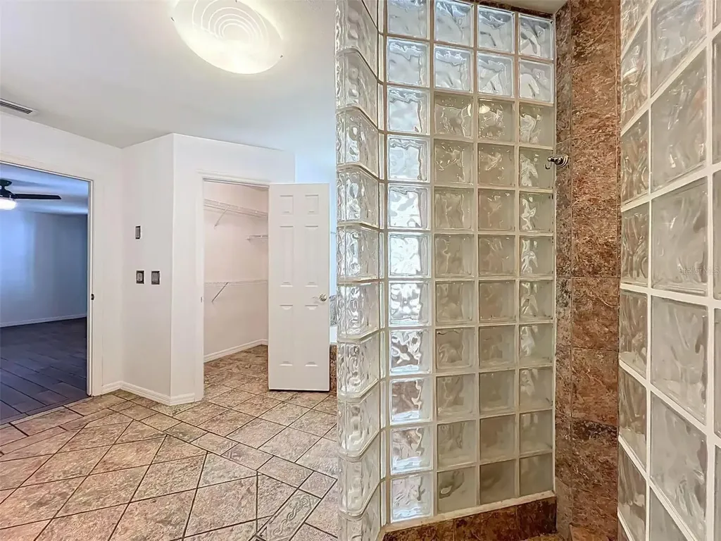 9144 Galleon Court Orlando FL 32819