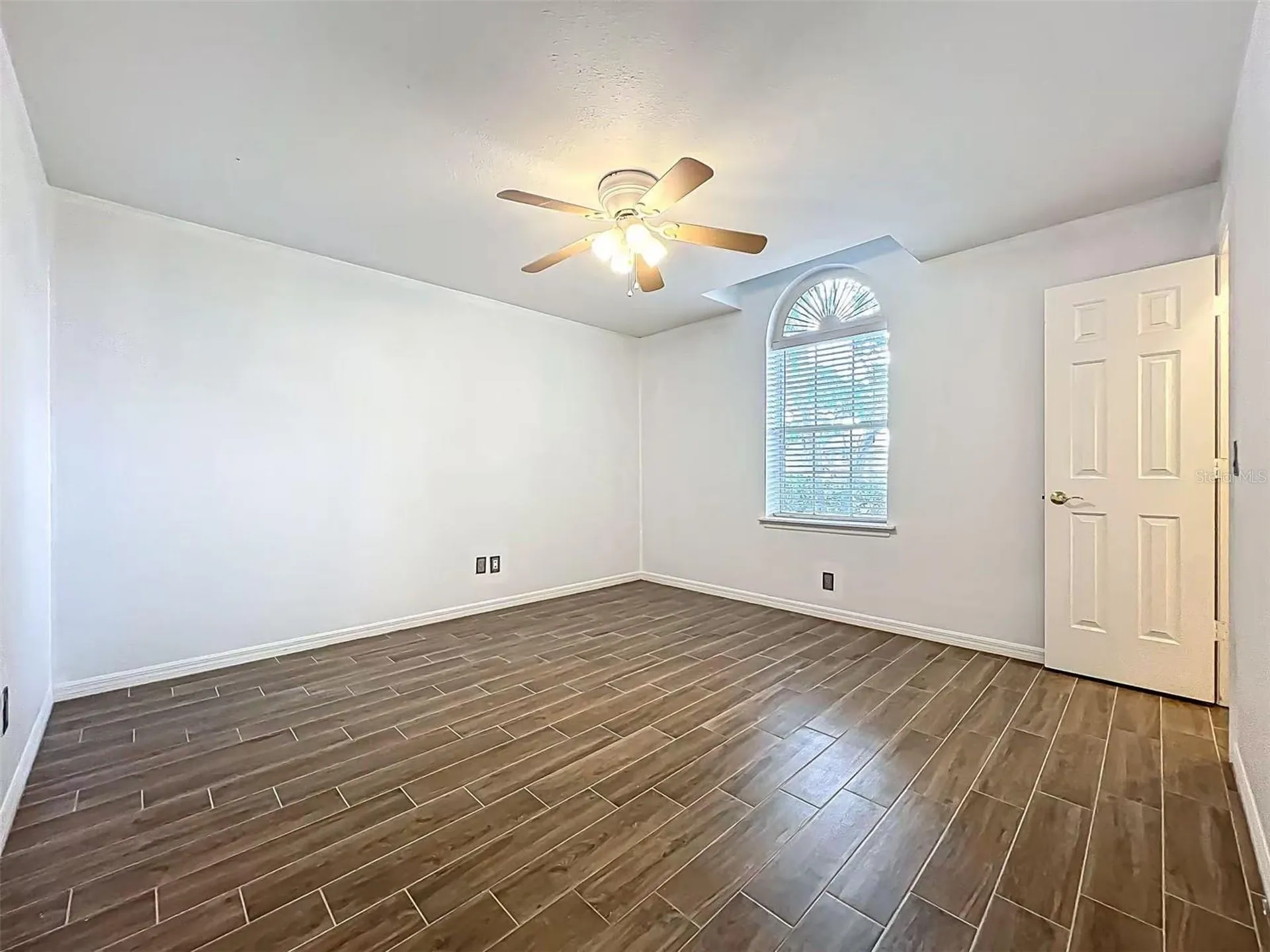 9144 Galleon Court Orlando FL 32819