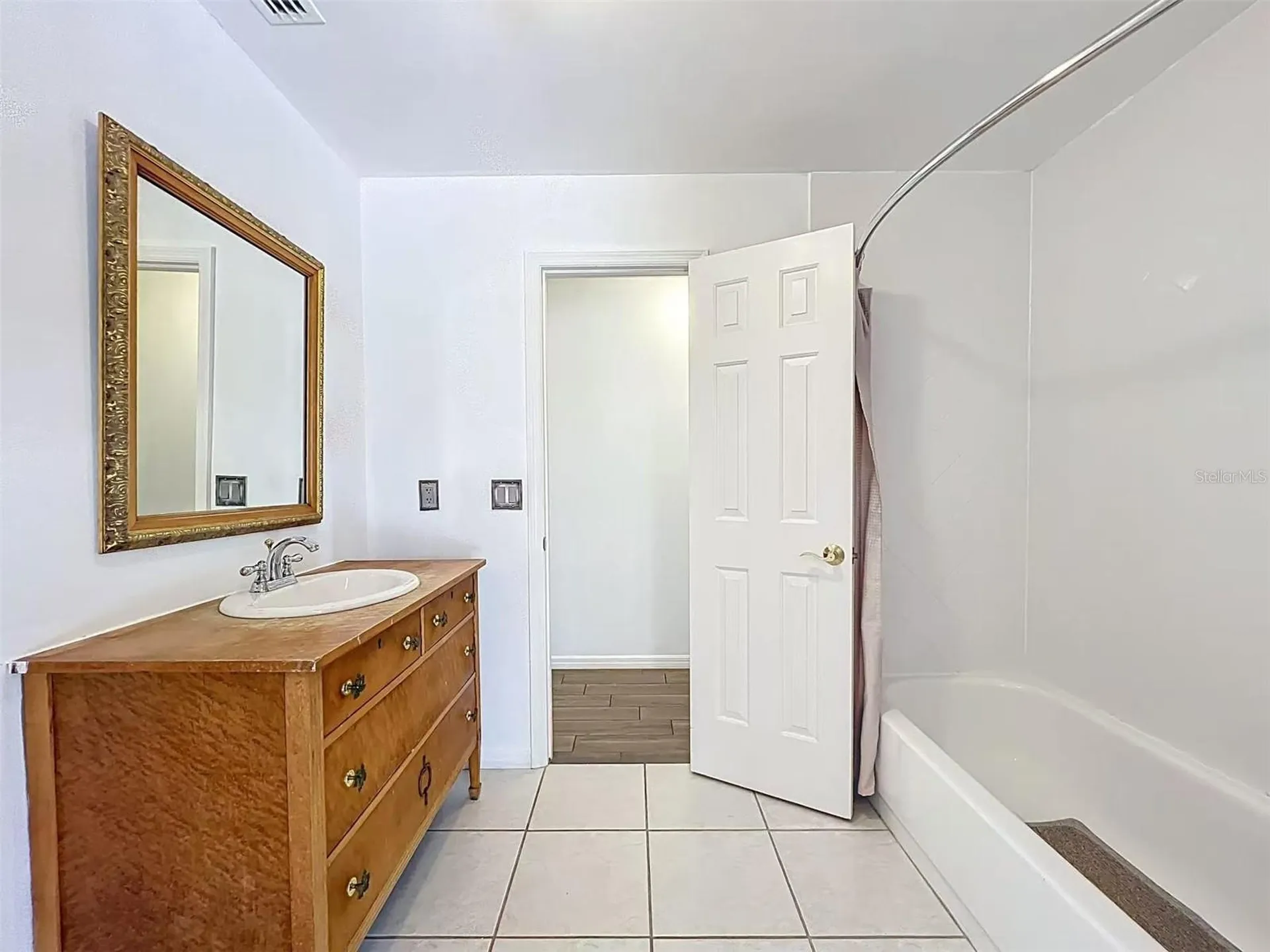 9144 Galleon Court Orlando FL 32819