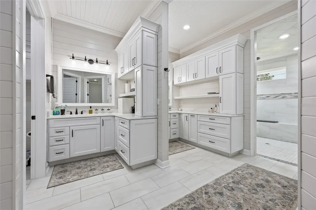 11131 NE 35th Street Bronson FL 32621