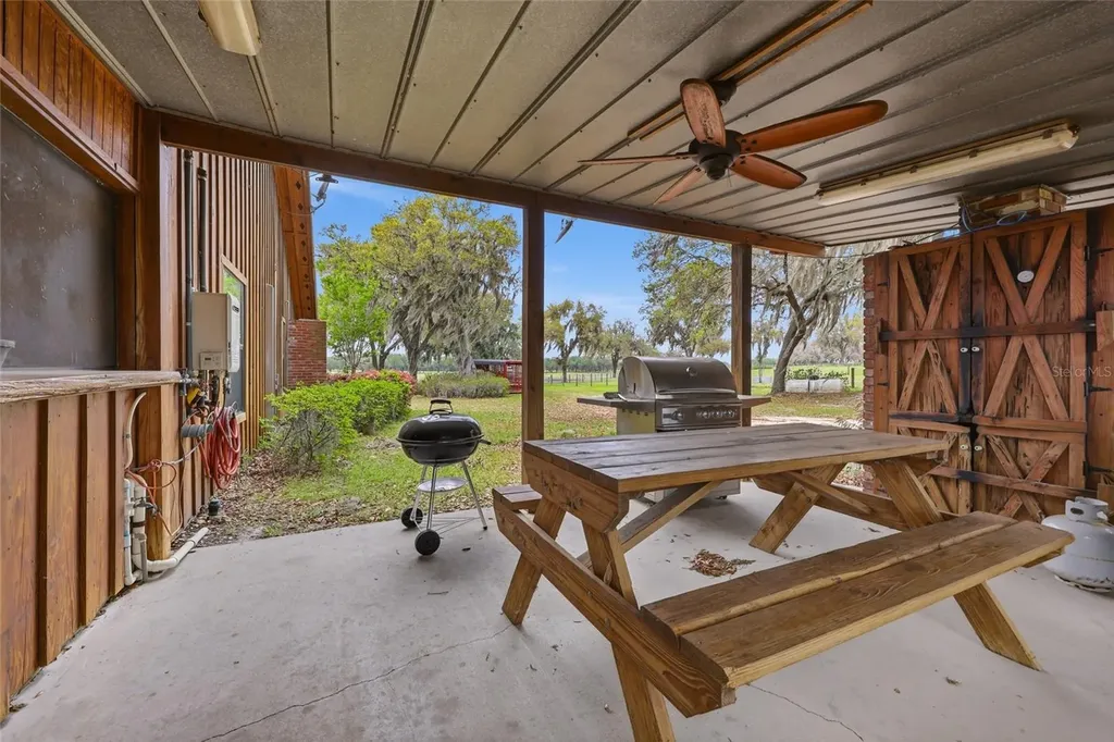 11131 NE 35th Street Bronson FL 32621