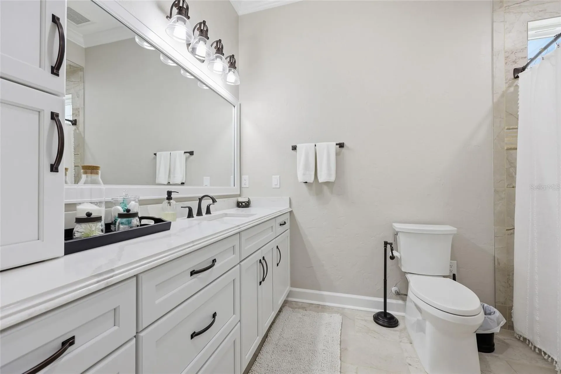 11131 NE 35th Street Bronson FL 32621