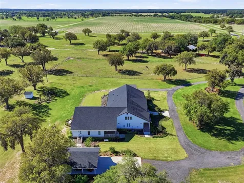 11131 NE 35th Street Bronson FL 32621