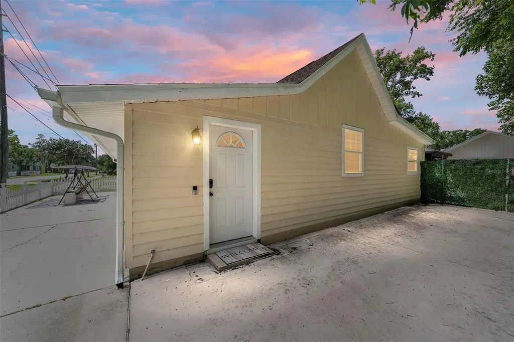 20693 Walnut Street Dunnellon FL 34431