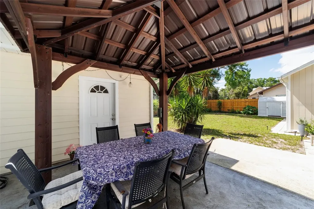20693 Walnut Street Dunnellon FL 34431