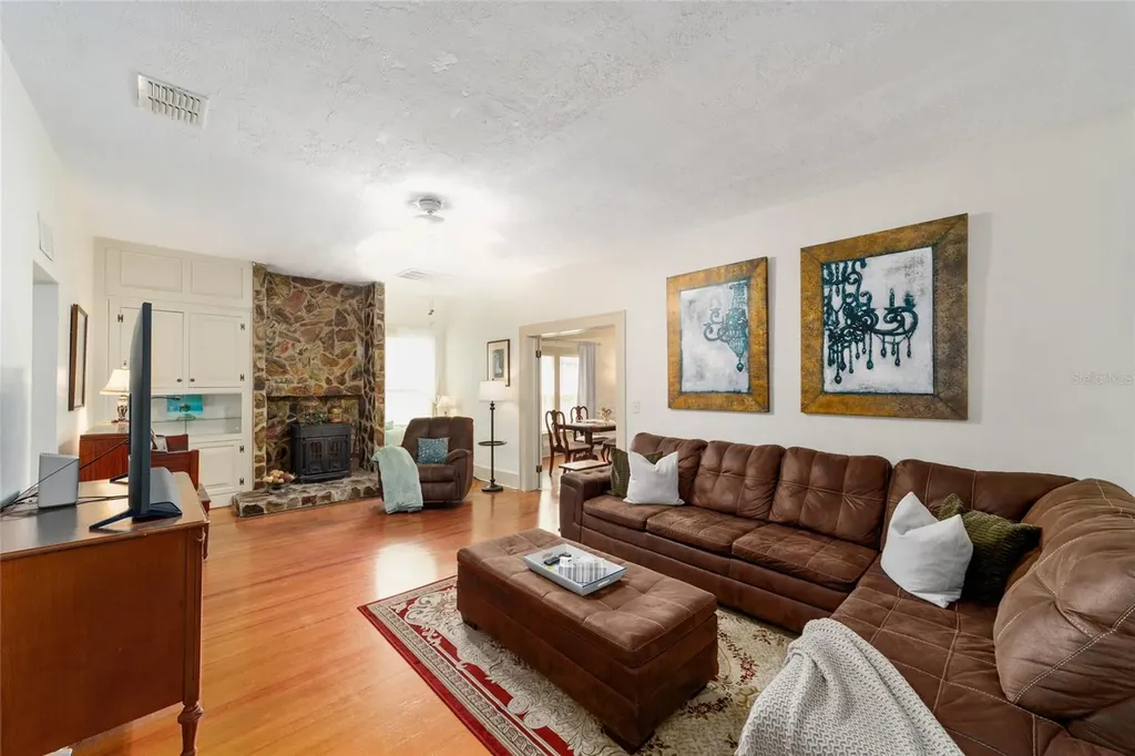 20693 Walnut Street Dunnellon FL 34431