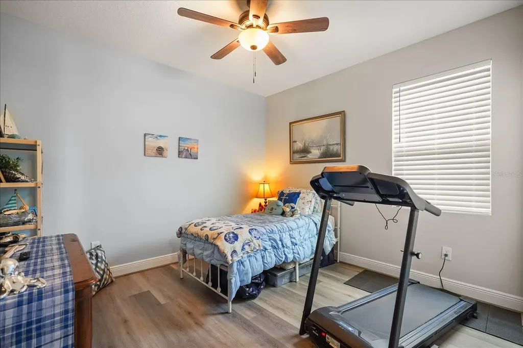 2506 Volunteer Avenue Kissimmee FL 34744