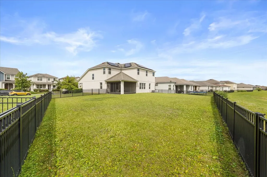 2506 Volunteer Avenue Kissimmee FL 34744