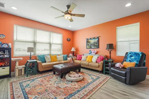 2506 Volunteer Avenue Kissimmee FL 34744