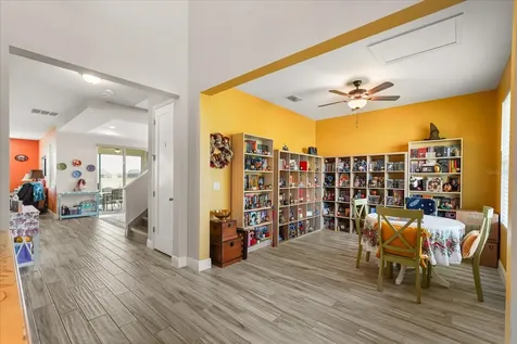 2506 Volunteer Avenue Kissimmee FL 34744