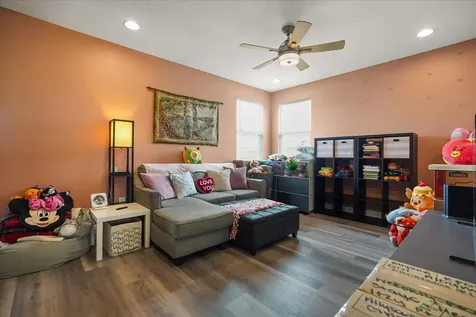 2506 Volunteer Avenue Kissimmee FL 34744