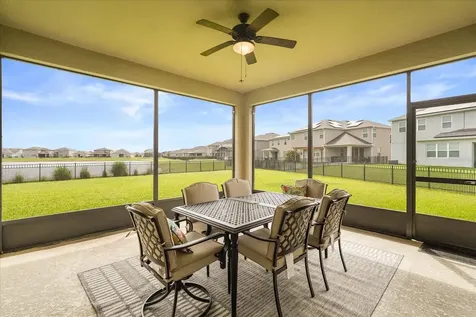 2506 Volunteer Avenue Kissimmee FL 34744