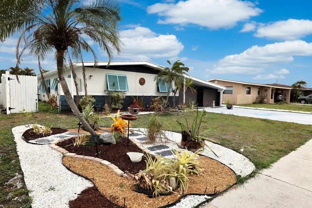3641 Stokes Drive Sarasota FL 34232