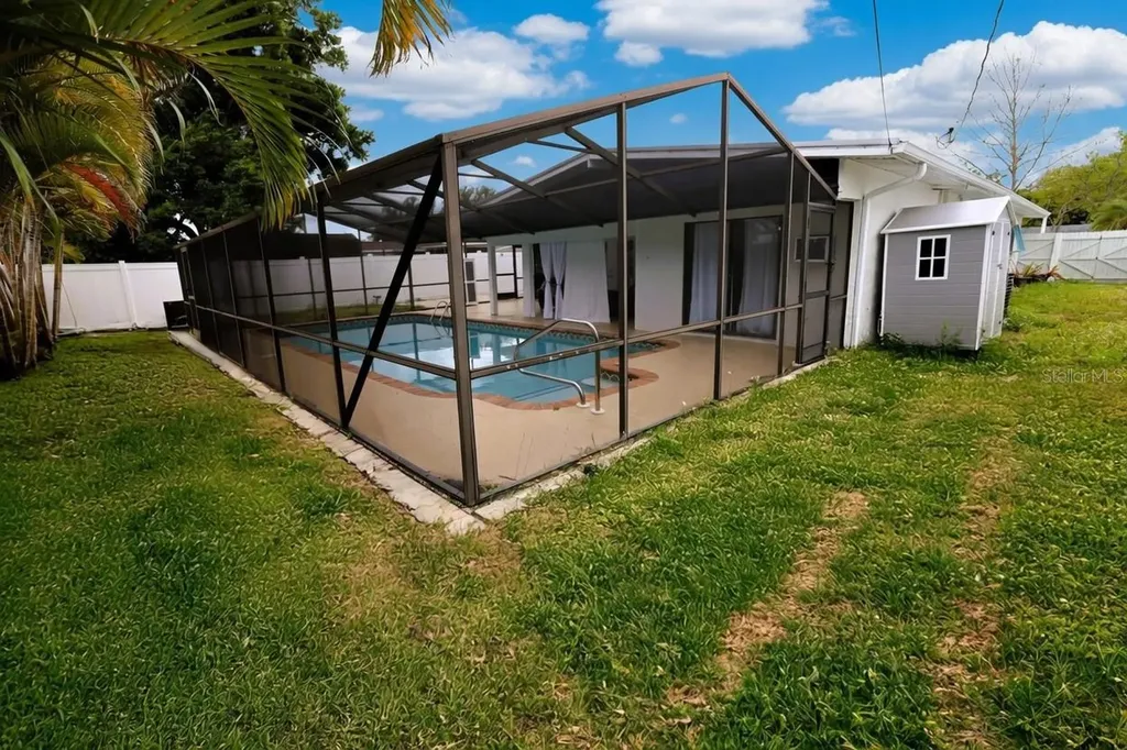 3641 Stokes Drive Sarasota FL 34232