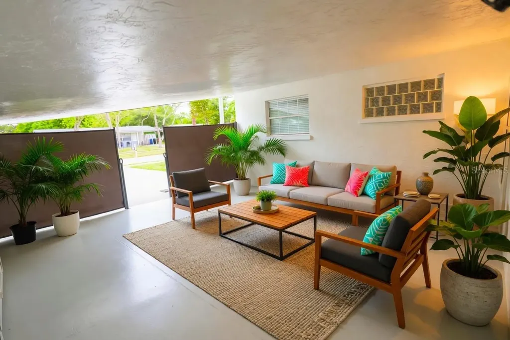 3641 Stokes Drive Sarasota FL 34232