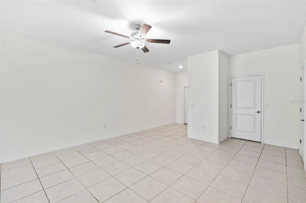 14442 Editors Note Street Ruskin FL 33573
