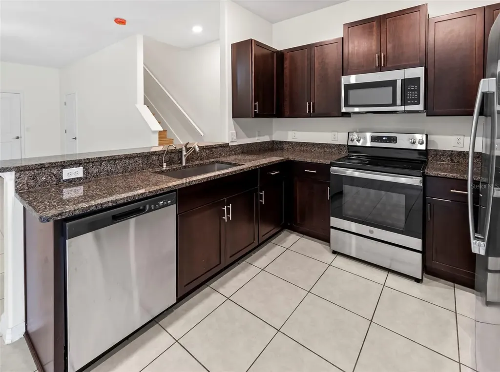 14442 Editors Note Street Ruskin FL 33573