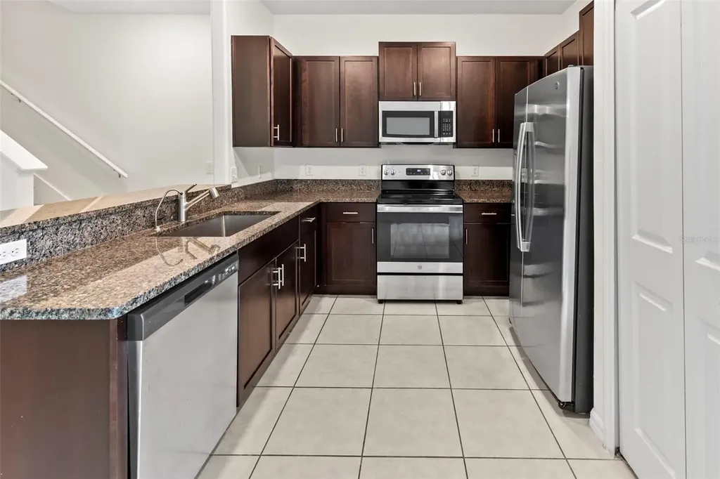 14442 Editors Note Street Ruskin FL 33573