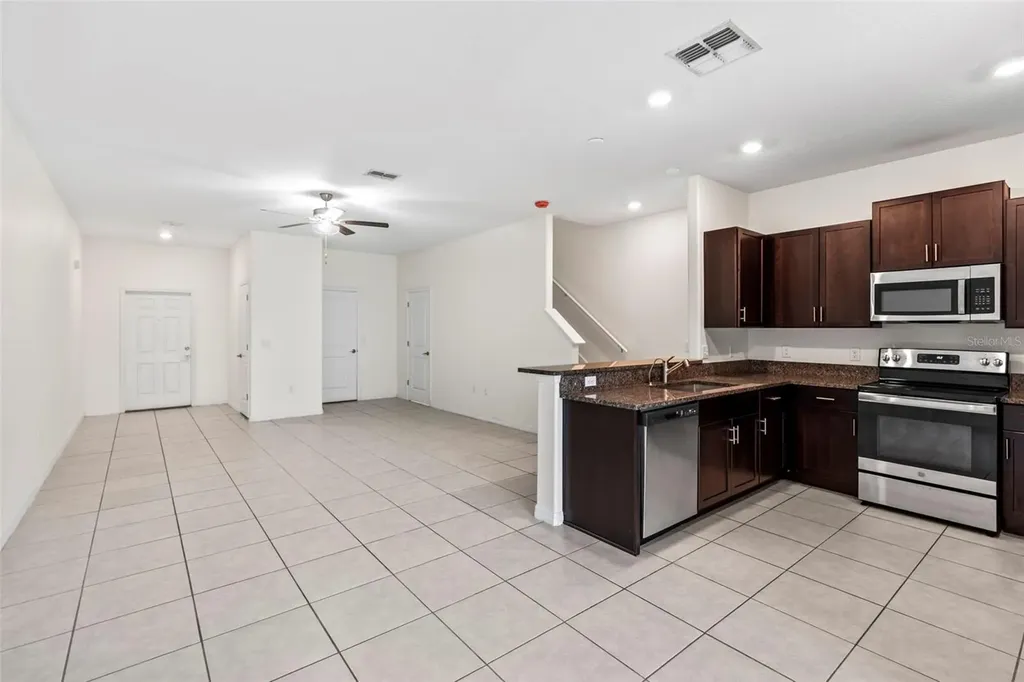 14442 Editors Note Street Ruskin FL 33573