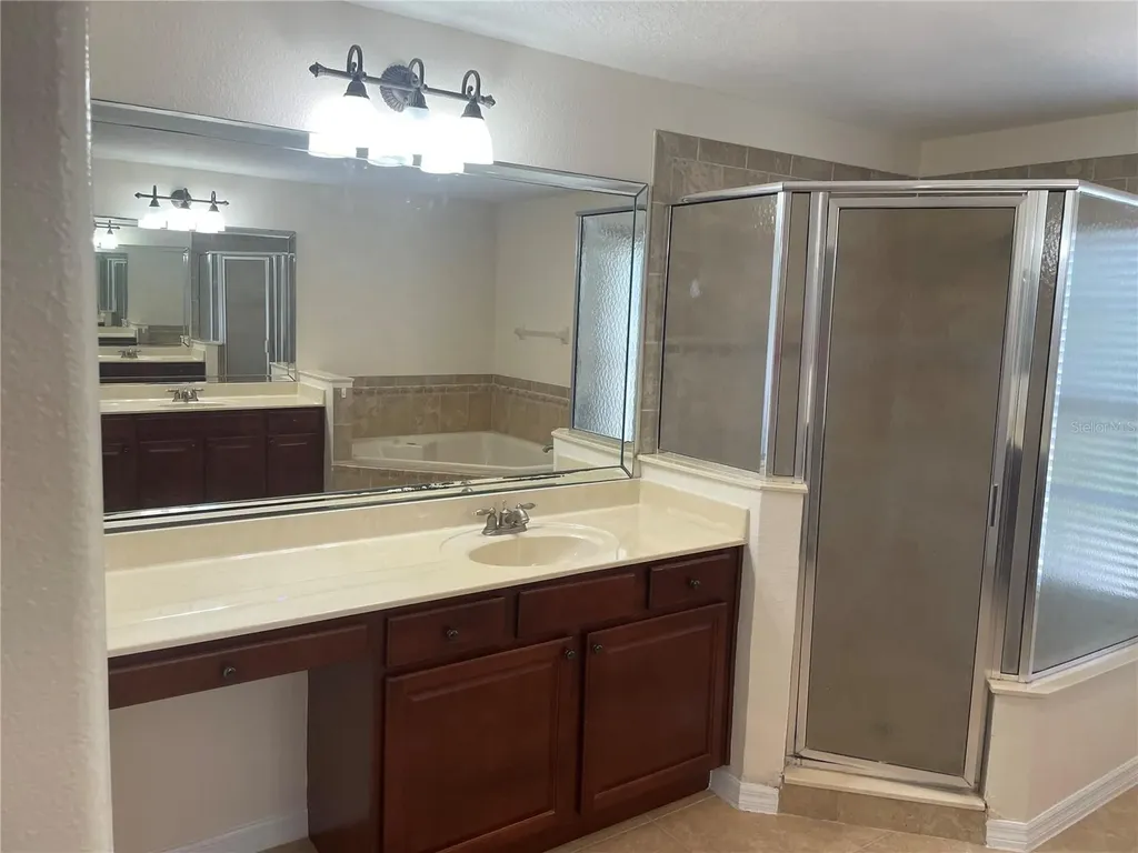 13241 Hatherton Circle Orlando FL 32832