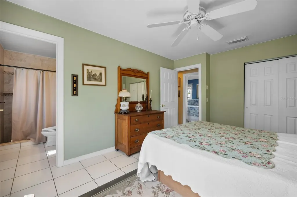 6168 Sunnybrook Boulevard Englewood FL 34224