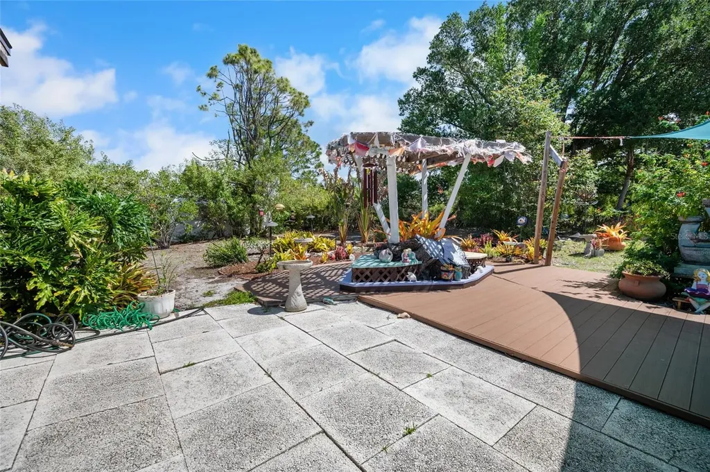 6168 Sunnybrook Boulevard Englewood FL 34224