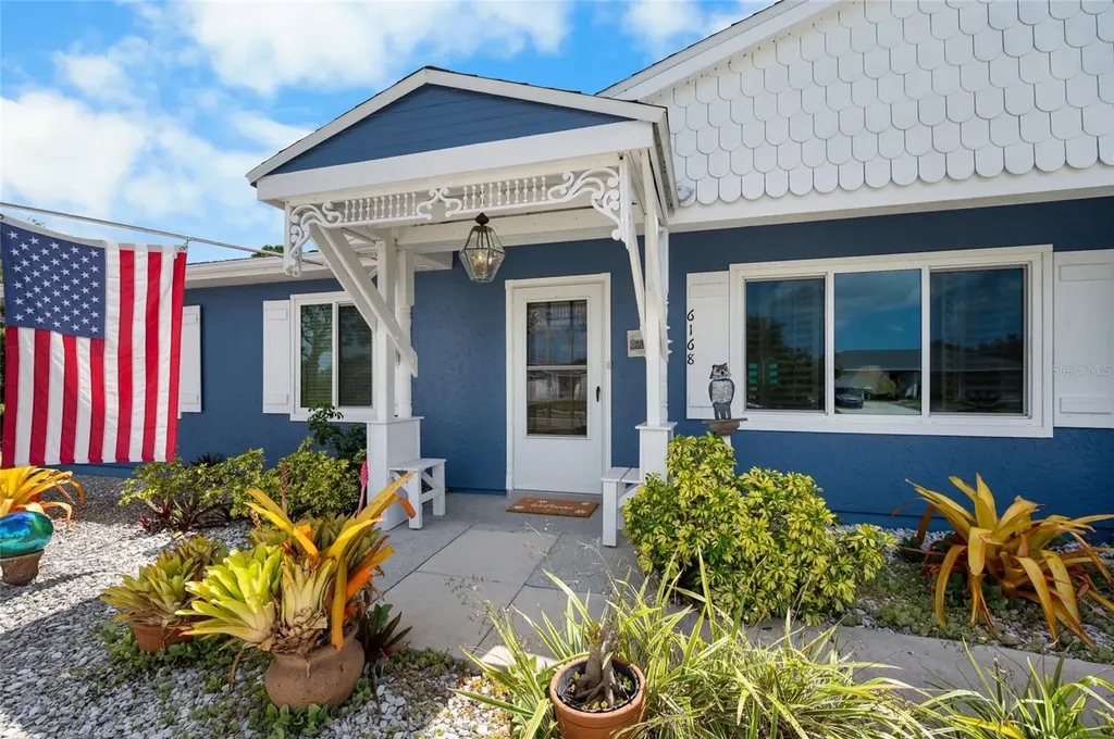 6168 Sunnybrook Boulevard Englewood FL 34224