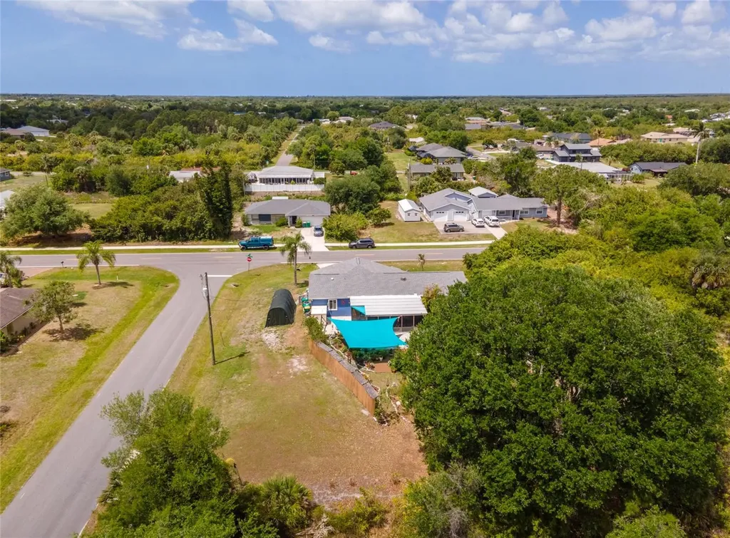 6168 Sunnybrook Boulevard Englewood FL 34224