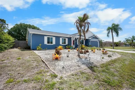 6168 Sunnybrook Boulevard Englewood FL 34224