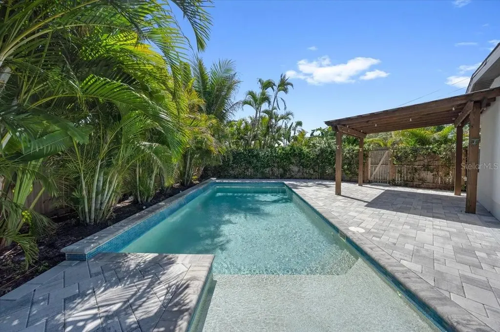 3997 Marlin Drive SE St Petersburg FL 33705