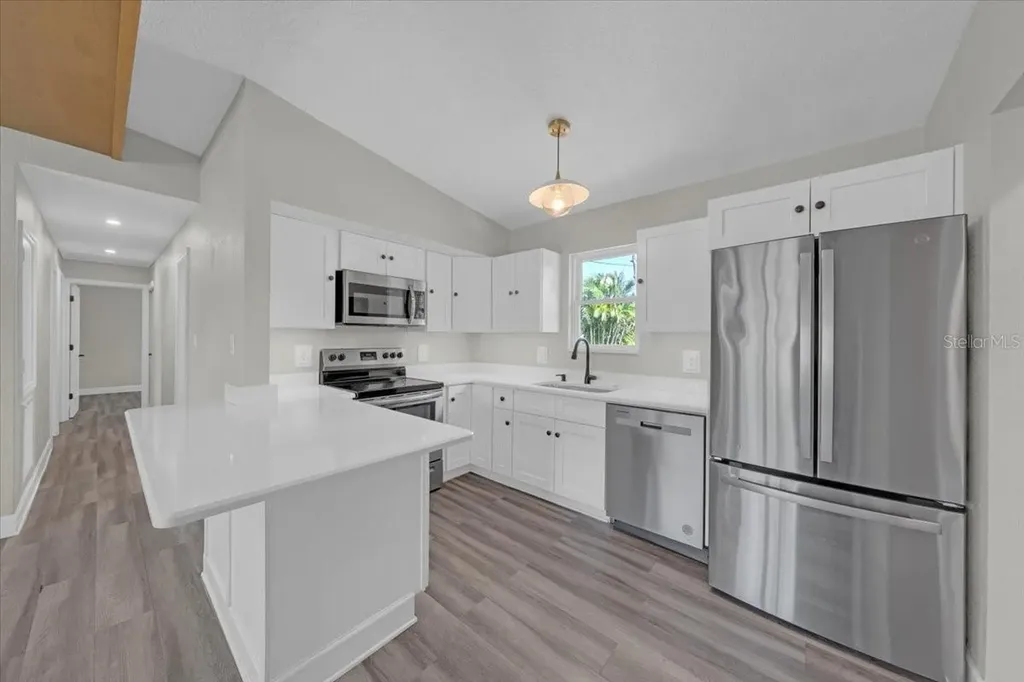3997 Marlin Drive SE St Petersburg FL 33705