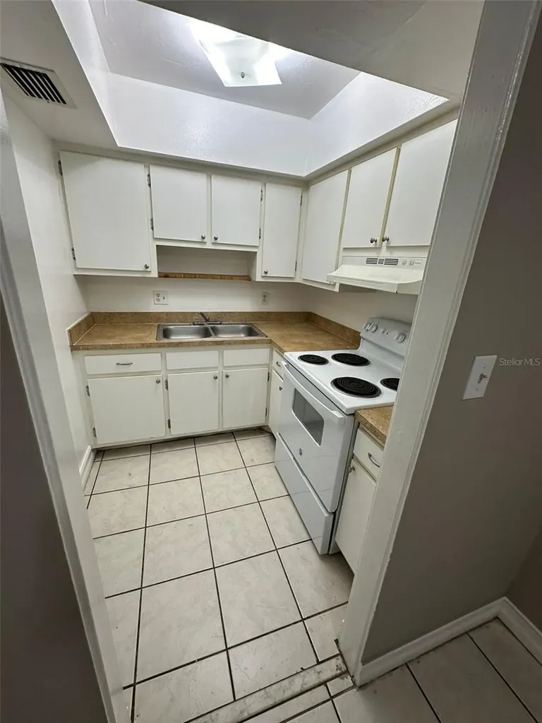 1830 Maravilla Avenue Fort Myers FL 33901