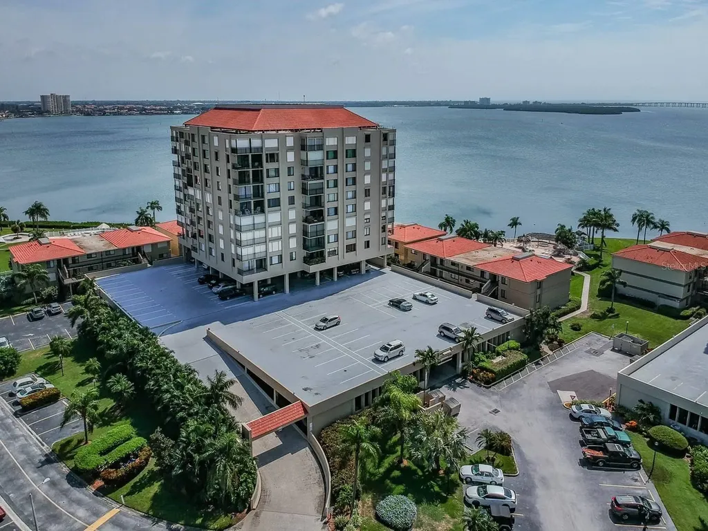 6322 Palma Del Mar Boulevard S St Petersburg FL 33715