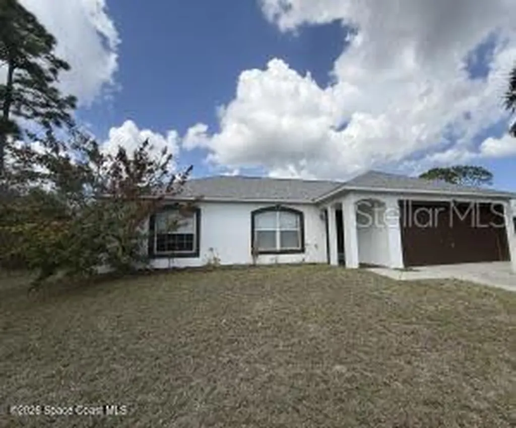 1381 Washburn Street SE Palm Bay FL 32909