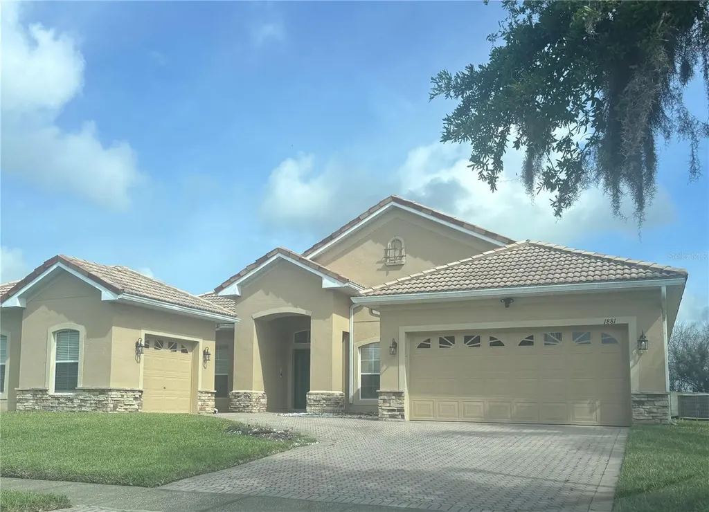 1881 Windward Oaks Court Kissimmee FL 34746