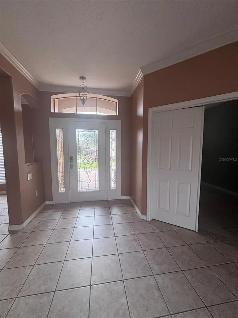1881 Windward Oaks Court Kissimmee FL 34746