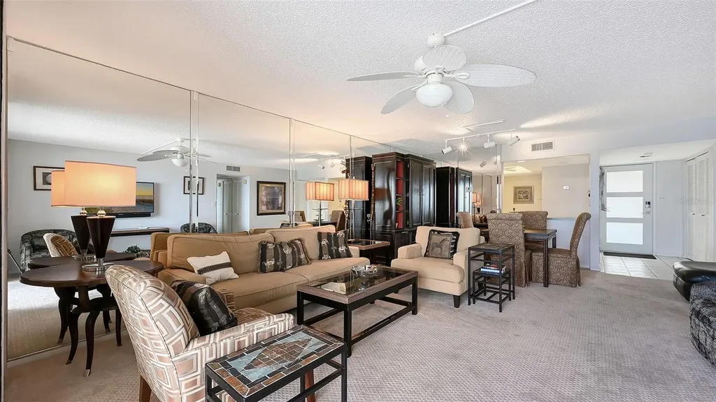 2045 Gulf Of Mexico Drive Longboat Key FL 34228