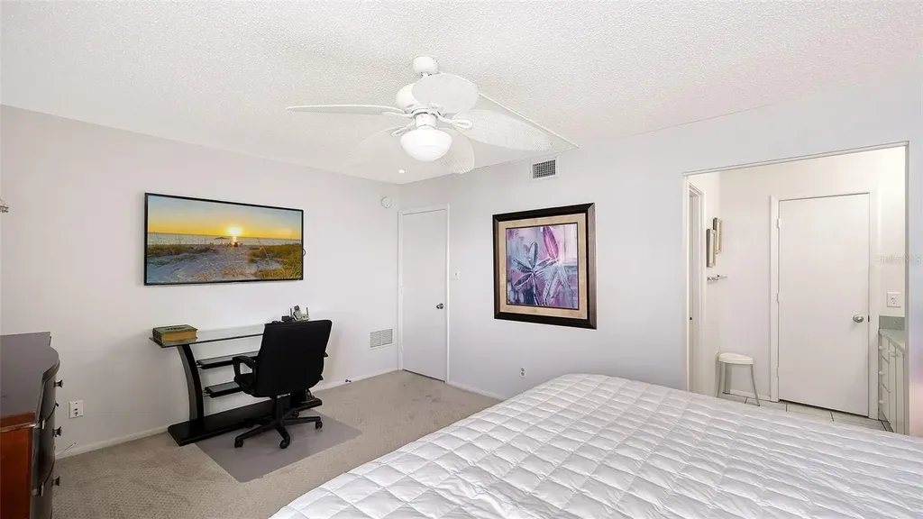 2045 Gulf Of Mexico Drive Longboat Key FL 34228