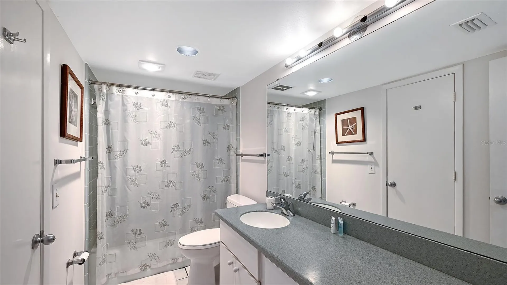 2045 Gulf Of Mexico Drive Longboat Key FL 34228